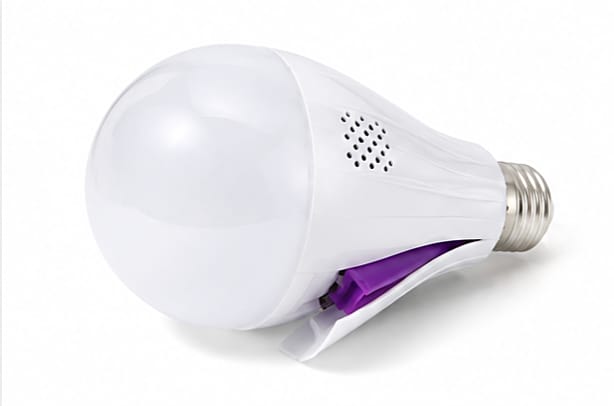 Rechargeable LED Smart Bulb with Battery Backup .