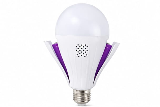 Rechargeable LED Smart Bulb with Battery Backup .